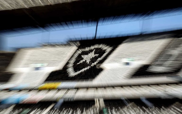 Após indefinição, Botafogo amplia férias do elenco até o fim de abril