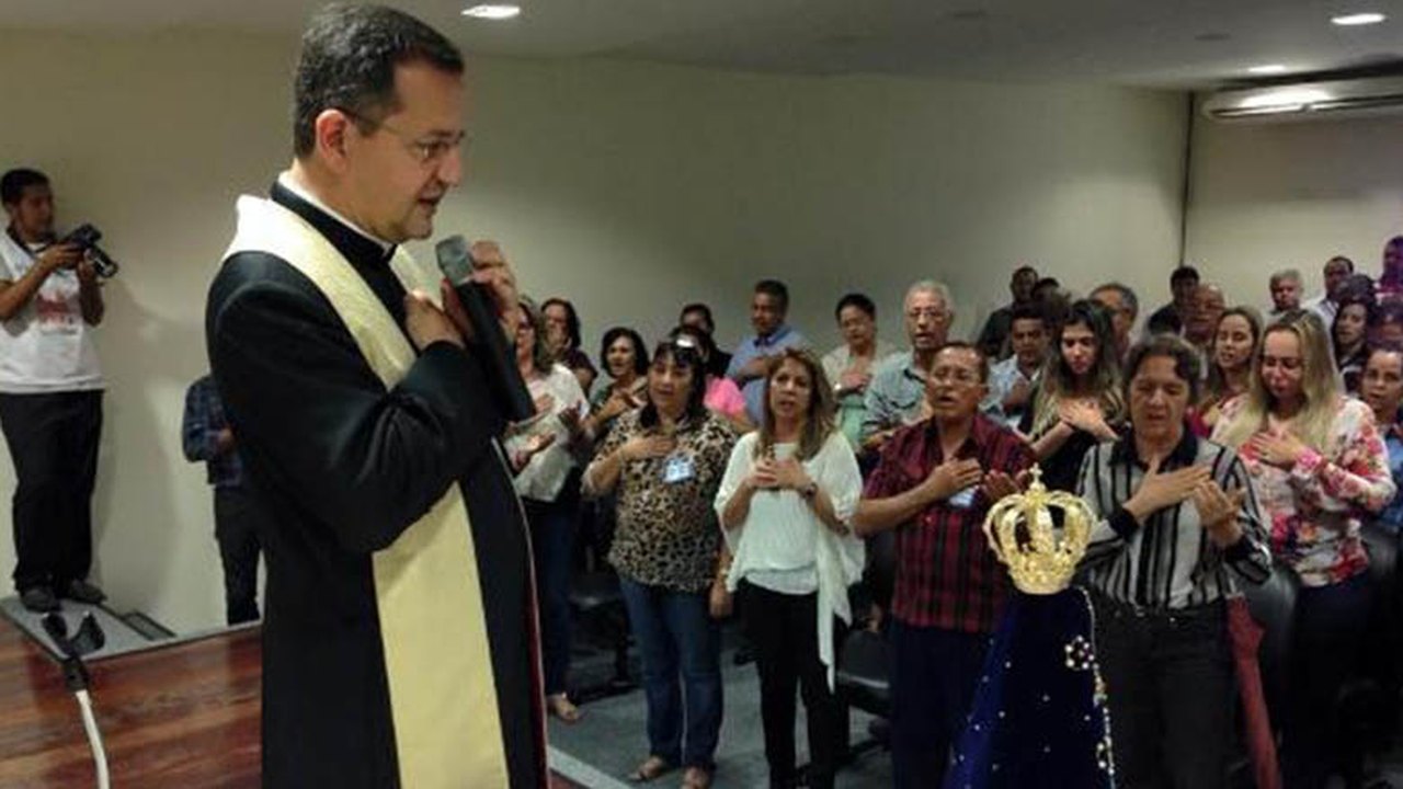Nossa Senhora Aparecida visita Seinfra no Dia da Habitação