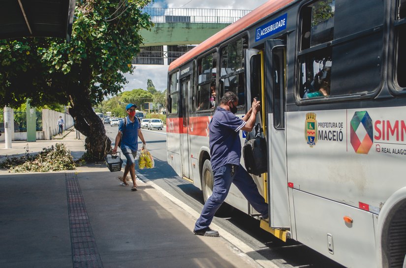 Prefeitura reforça linhas de ônibus para 2º turno das Eleições 2026