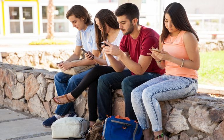 Comissão debate impactos da dependência tecnológica na sociedade