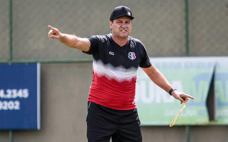 Técnico explica 'susto' com Gabriel Novais e Ponte Preta terá força máxima contra Santo André