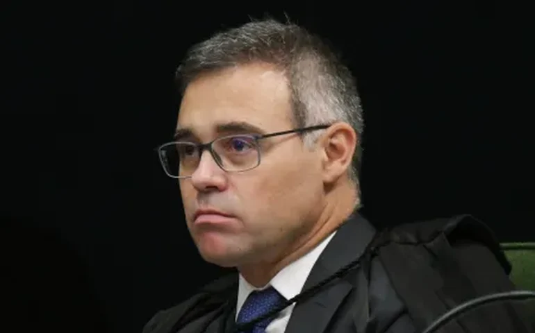 Caso Master: Mendonça libera à CPI do INSS dados de quebras de sigilo e reverte retenção de Toffoli