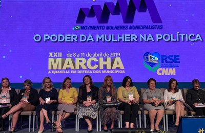 Marcha: plenária sobre Poder da Mulher tem representantes alagoanas	