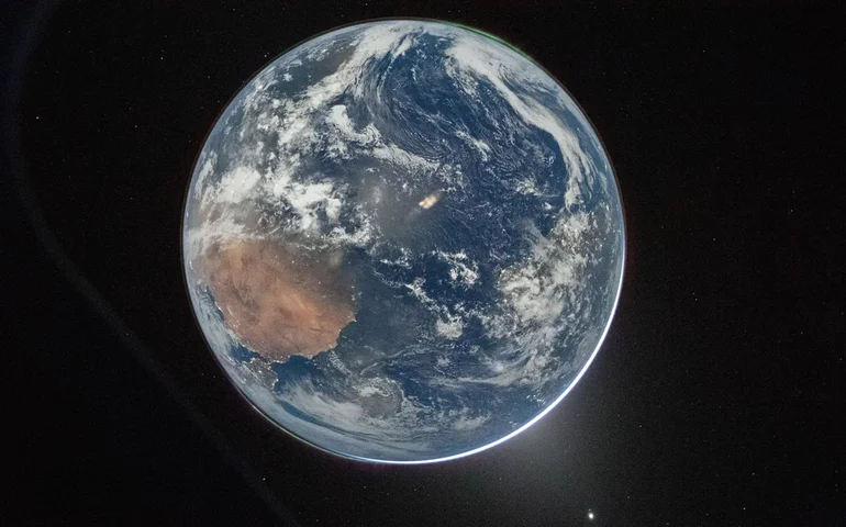 Ferramenta da Nasa viraliza ao permitir criar nomes com imagens de satélite da Terra