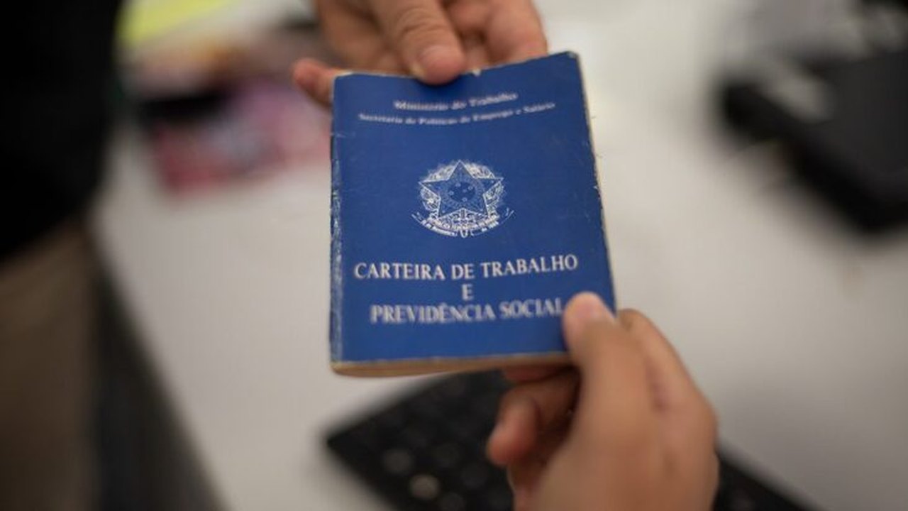Abertura de postos de trabalho cai para 11,266 milhões nos EUA, diz Jolts