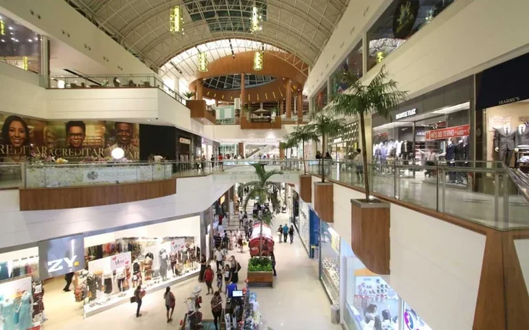 Vendas nos shoppings devem crescer 2,2% no Dia dos Pais, aponta pesquisa da Abrasce