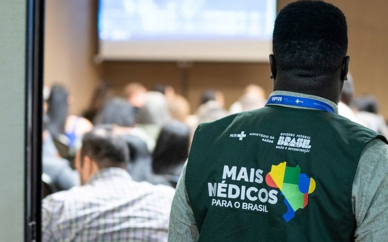 Alagoas recebe 49 novos profissionais do Mais Médicos para reforçar o atendimento em áreas vulneráveis e territórios indígenas