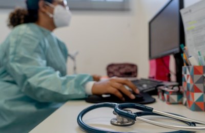 Governo do Brasil avança na conectividade de até 3,8 mil unidades de saúde pelo Novo PAC