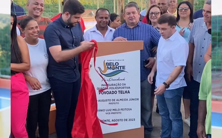 Belo Monte:  prefeito Dalminho entrega quadra poliesportiva aos moradores do povoado Telha