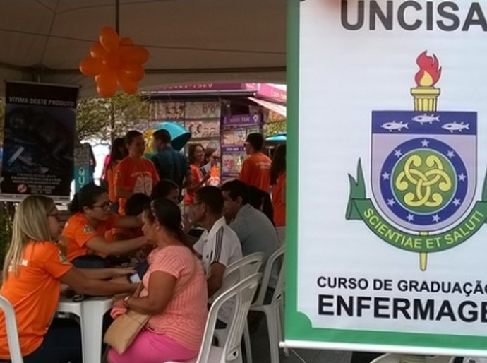 Uncisal promove ação de conscientização de combate ao fumo