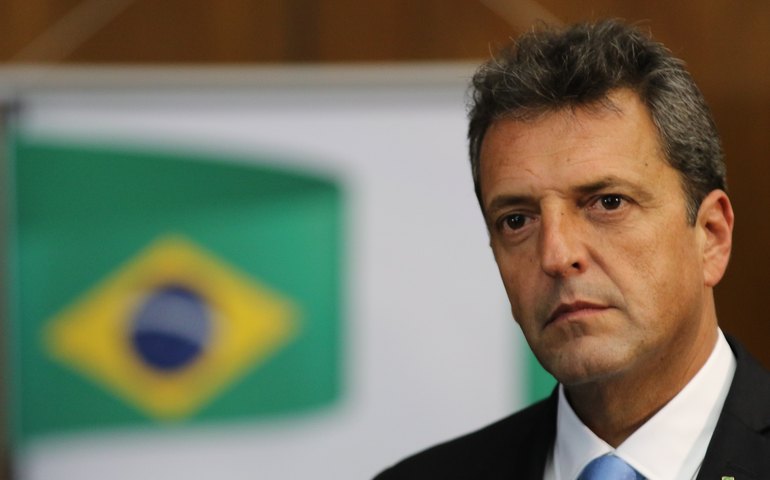 Eleição de Massa na Argentina seria alívio para governo Lula?  Entenda