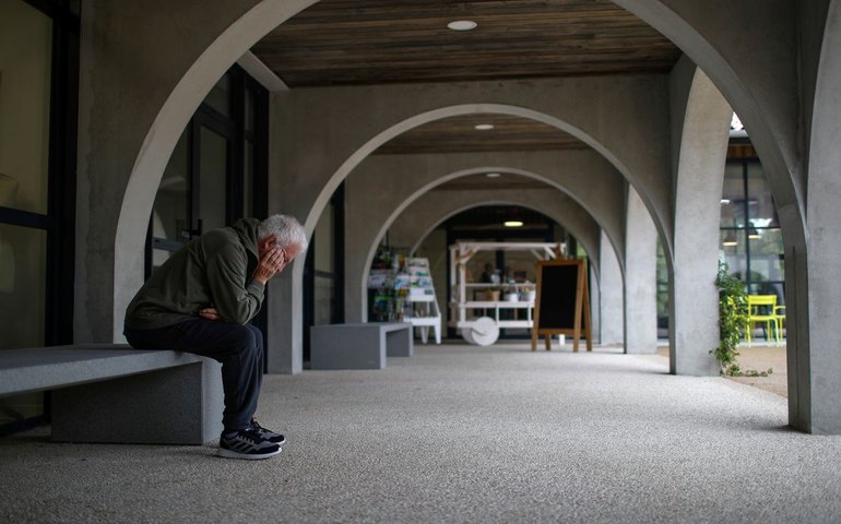 Alzheimer e outras demências são temas do Caminhos da Reportagem