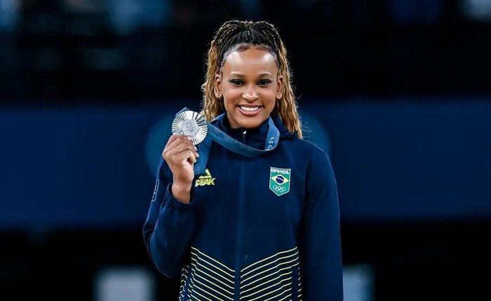 Rebeca Andrade conquistou a sua 5ª medalha olímpica, mesmo número de Torben Grael e Robert Scheidt