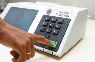 Convenções partidárias marcam início da definição  das candidaturas para as Eleições 2026