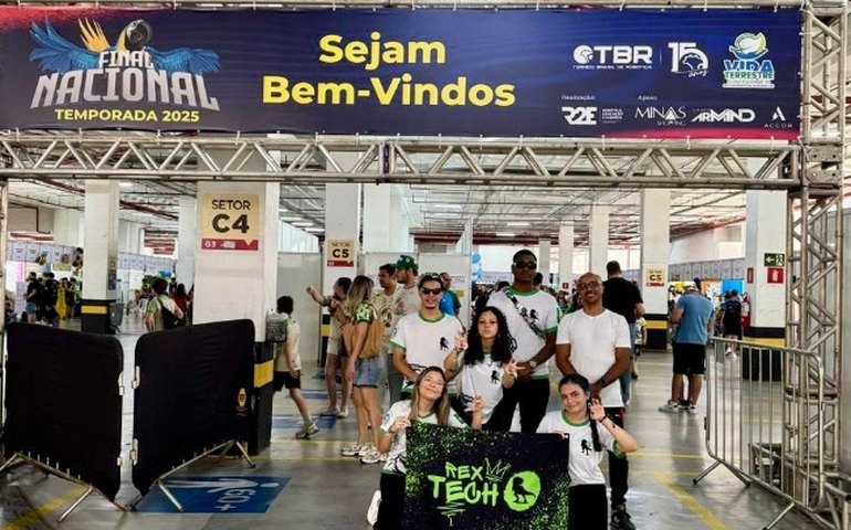 Alunos de escola estadual de Nova Iguaçu conquistam 2º lugar em torneio nacional de robótica