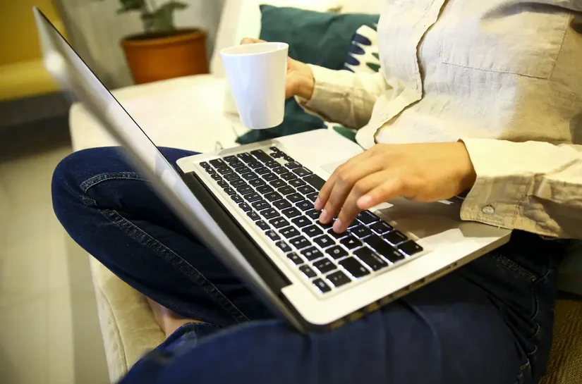 Proporção de quem estava em home office recua em 2024 e chega a 7,9%