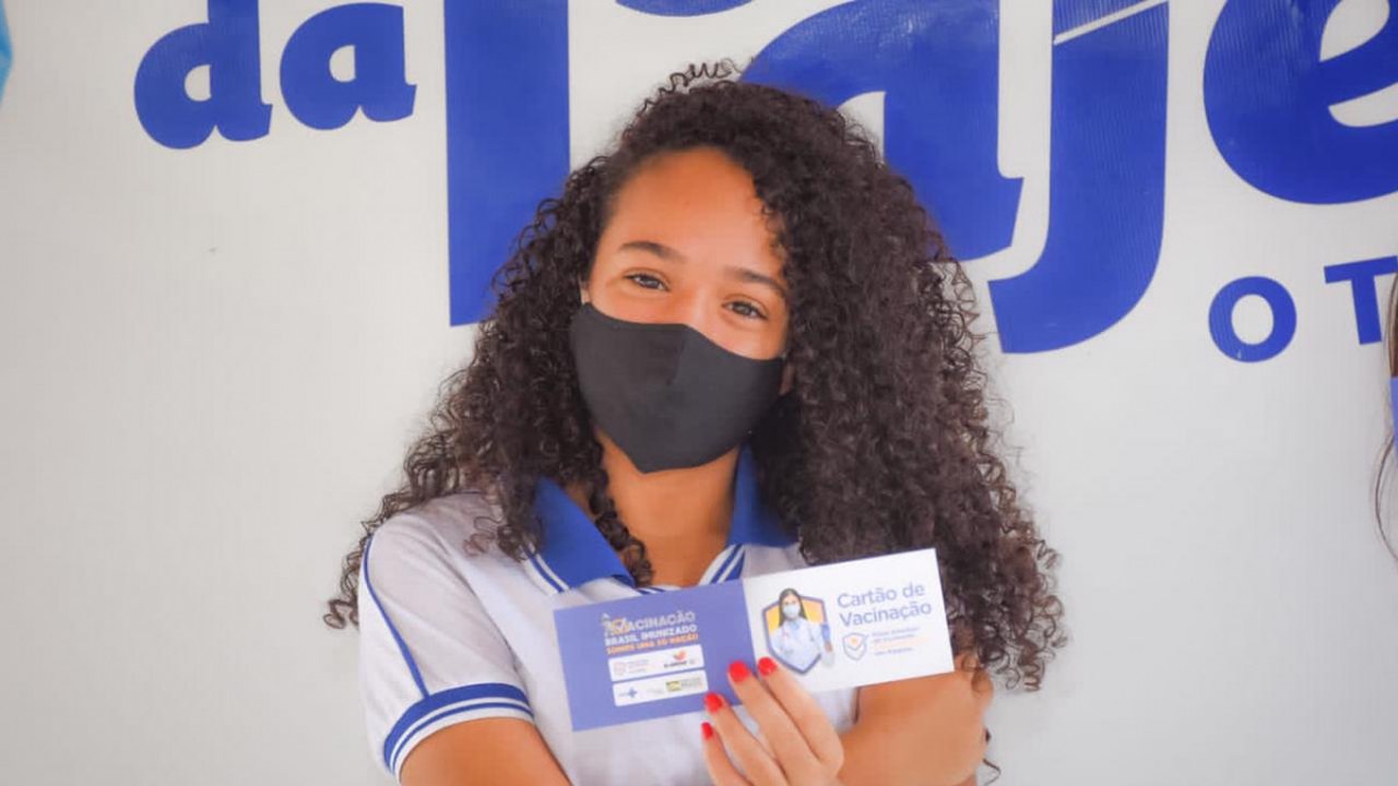 Saúde de São José da Laje inicia vacinação em alunos da rede municipal de ensino