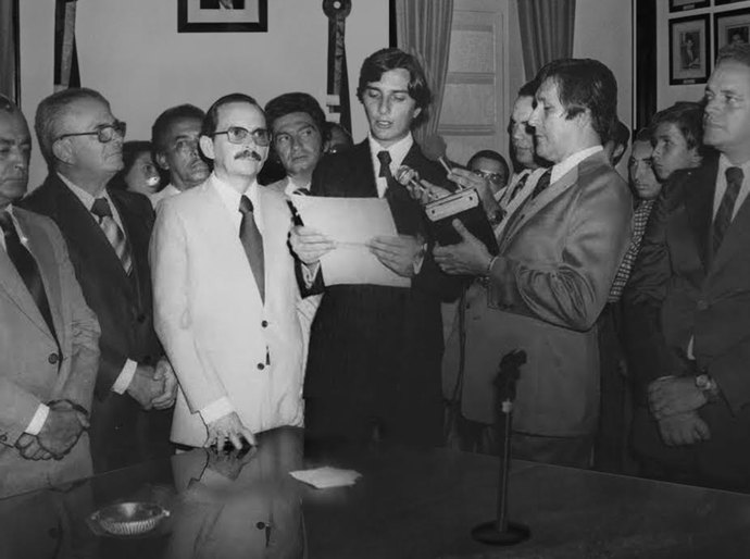 Em artigo, Collor aborda fatos históricos e reitera compromisso com Maceió