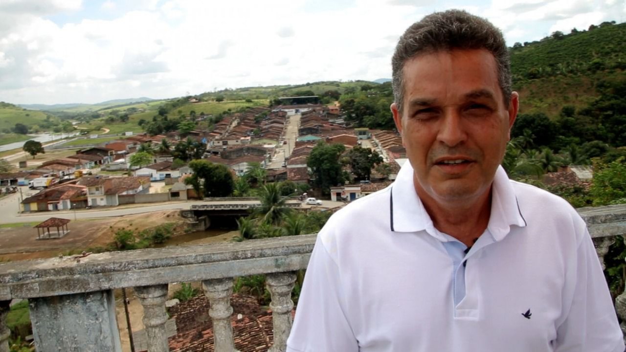 Prefeito Neno Freitas anuncia revitalização de mirante em Branquinha