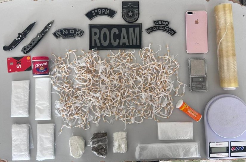 Homem é preso em flagrante com quase mil pedras de crack, em Arapiraca