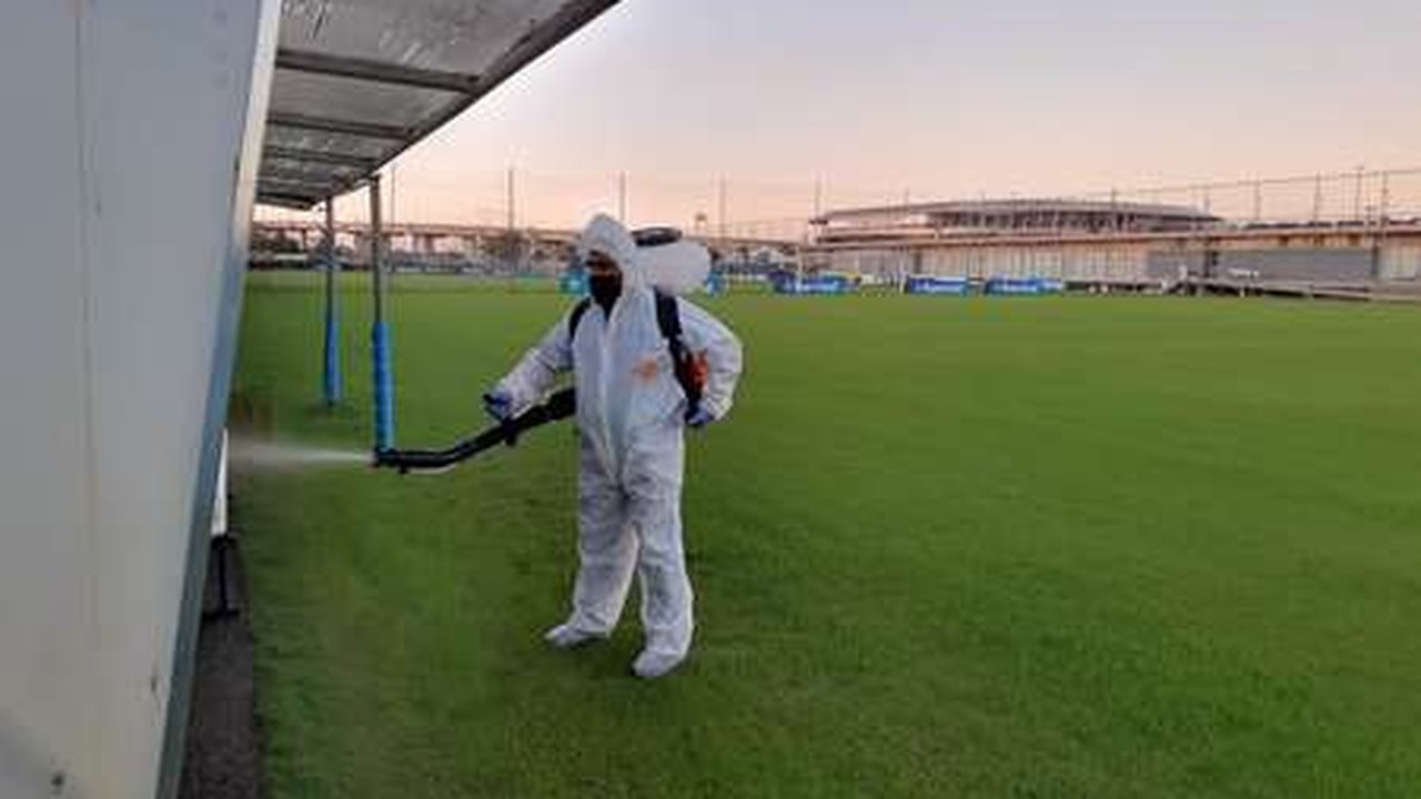 Grêmio higieniza centro de treinamento antes de voltar a receber elenco