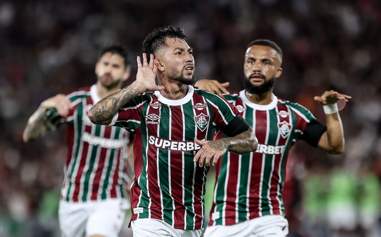 Em um clássico movimento, Fluminense derrota Flamengo no Maracanã