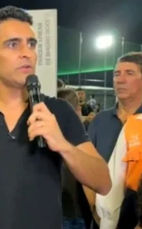 JHC exalta a si mesmo, minimiza grupos e dá sinal temerário para disputa ao governo; veja vídeo