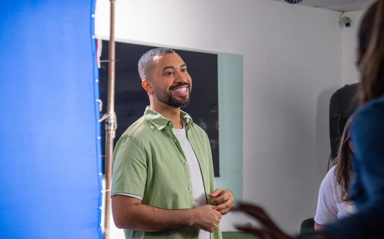 Gil do Vigor é o novo embaixador do Grau Educacional e reforça compromisso com a transformação pela educação