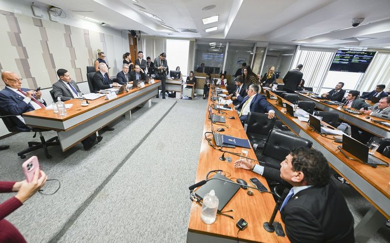 Irmãos de Toffoli não são obrigados a depor em CPI, decide Mendonça