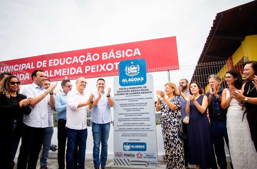 Governo de Alagoas entrega 30ª Escola do Coração e 37 ruas pavimentadas em Penedo