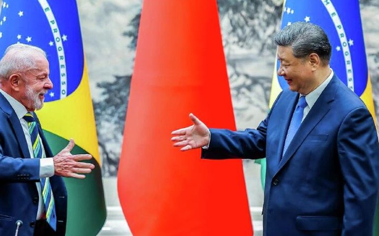 Xi Jinping pede união entre Brasil e China em defesa do Sul Global e da justiça mundial