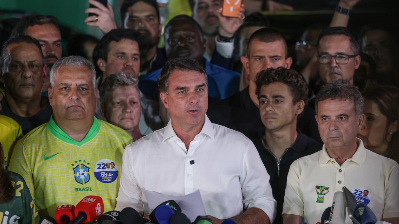 Flávio não reconhece vitória de Lula e tentará anulação do pleito