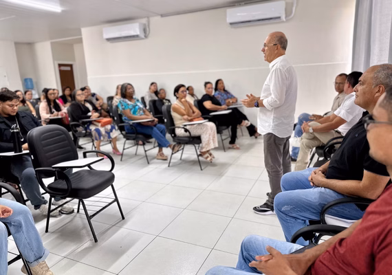Ronaldo Lopes lança campanha de coleta seletiva de lixo e educação ambiental