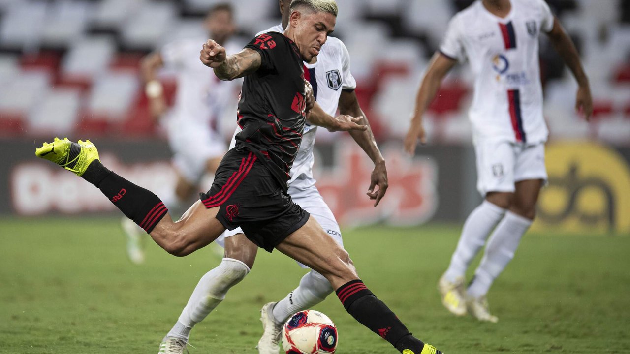 Flamengo deslancha no segundo tempo e vence o Resende no Maracanã