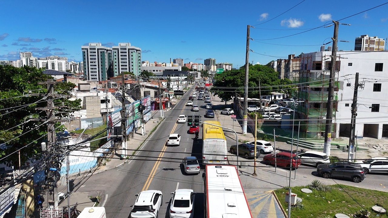 Avenida Gustavo Paiva terá faixa reversível nos horários de pico