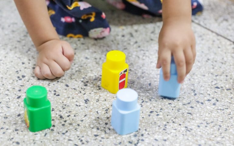 Comissão discute prioridade no Orçamento para núcleos de atendimento a crianças com autismo