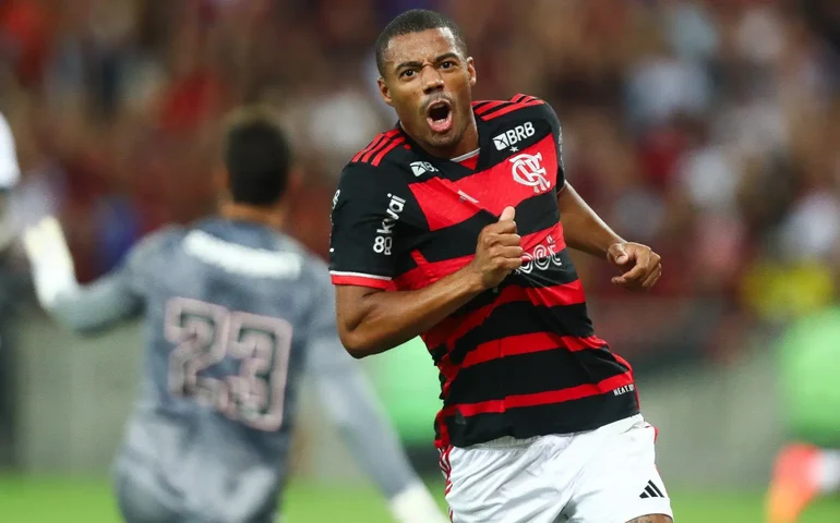 'Motorzinhos' no meio de Flamengo e Botafogo, De La Cruz e Marlon Freitas ditam ritmo em clássico deste domingo