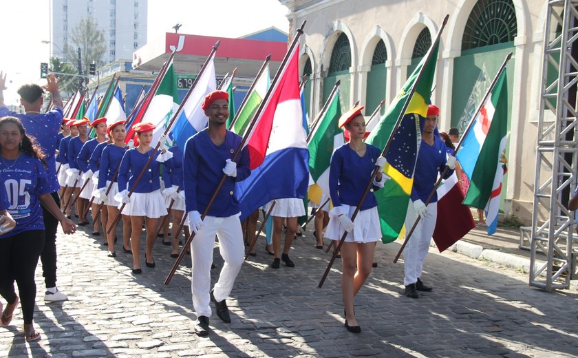 Escolas estaduais aceleram preparação para mais um desfile cívico estudantil