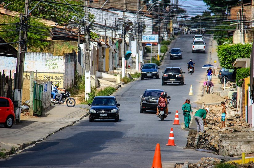Prefeito em exercício vistoria obra de acessibilidade em Bebedouro