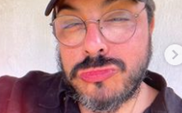 Luis Lobianco completa dois meses de férias na Europa: 'Intercâmbio praticamente'