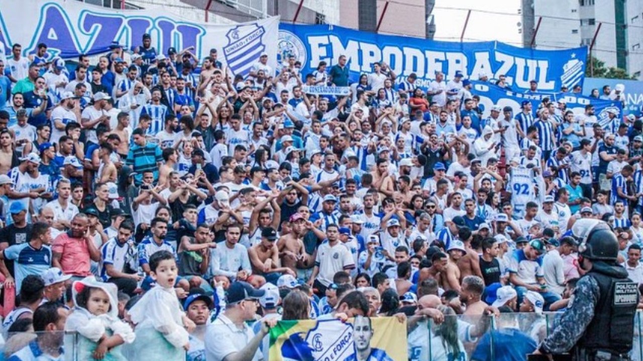 Torcida Mancha Azul é proibida de entrar em estádios por seis meses em todo o País
