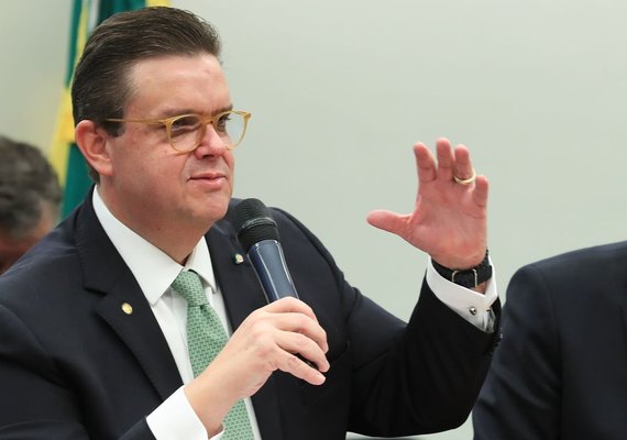 INSS: descontos indevidos podem chegar a R$ 4 bilhões, diz Wolney