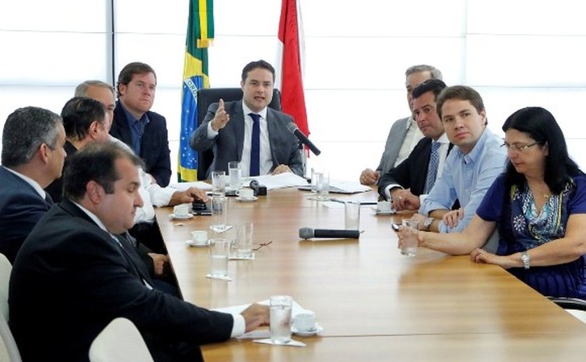 Governador defende aliança por Alagoas com bancada federal