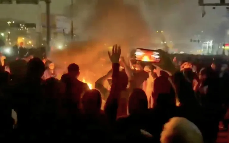 Número de mortos na repressão aos protestos no Irã sobe para pelo menos 538, dizem ativistas