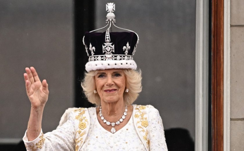 Rainha Camilla comenta estado de saúde de Charles III: ‘bem, e não vai desacelerar’