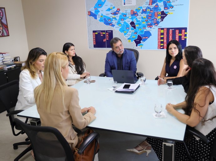 MPAL recebe AMADA e discute cooperação para fortalecimento da rede de proteção à mulher advogada