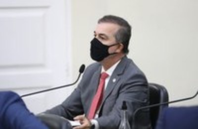 Ronaldo Medeiros repudia visita de Bolsonaro ao Estado e faz críticas às políticas do Governo Federal
