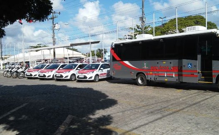 Defesa Social reutiliza viaturas e ônibus parados há mais de um ano