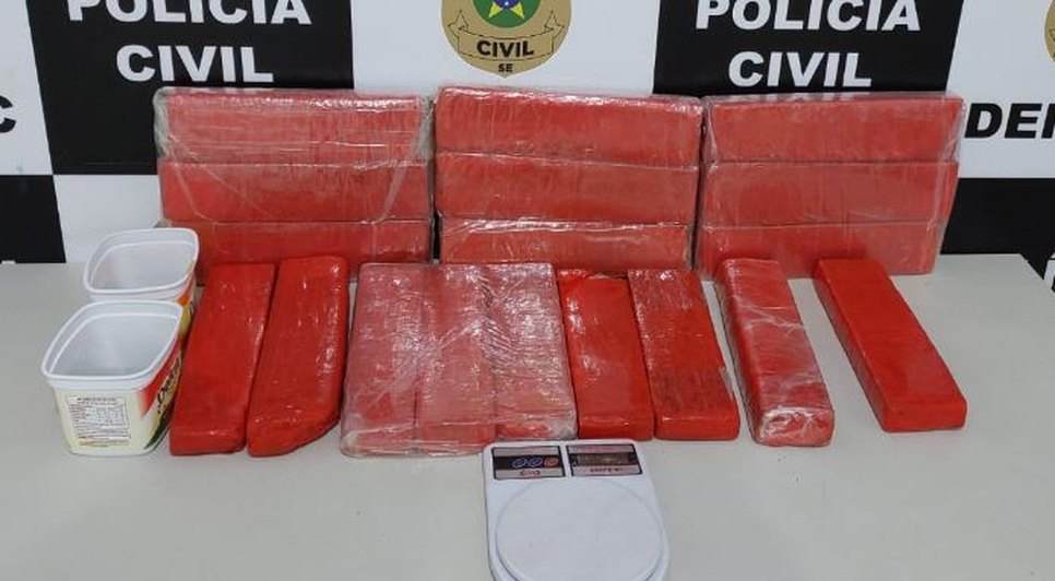 Jovem é preso com 16kg de maconha na Zona Sul de Aracaju