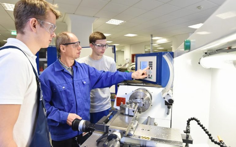 Educação profissional é tema de debate na Comissão do Novo Plano Nacional de Educação